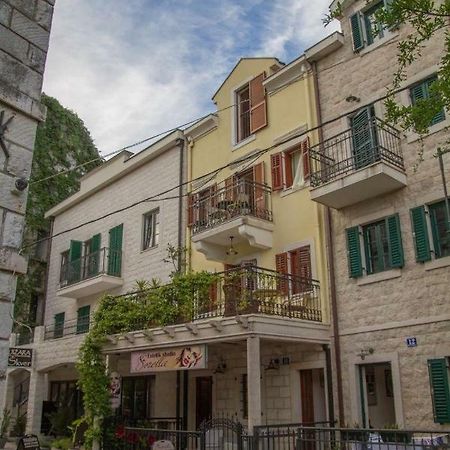 Apartmani Skver Sanja Herceg Novi Exterior foto