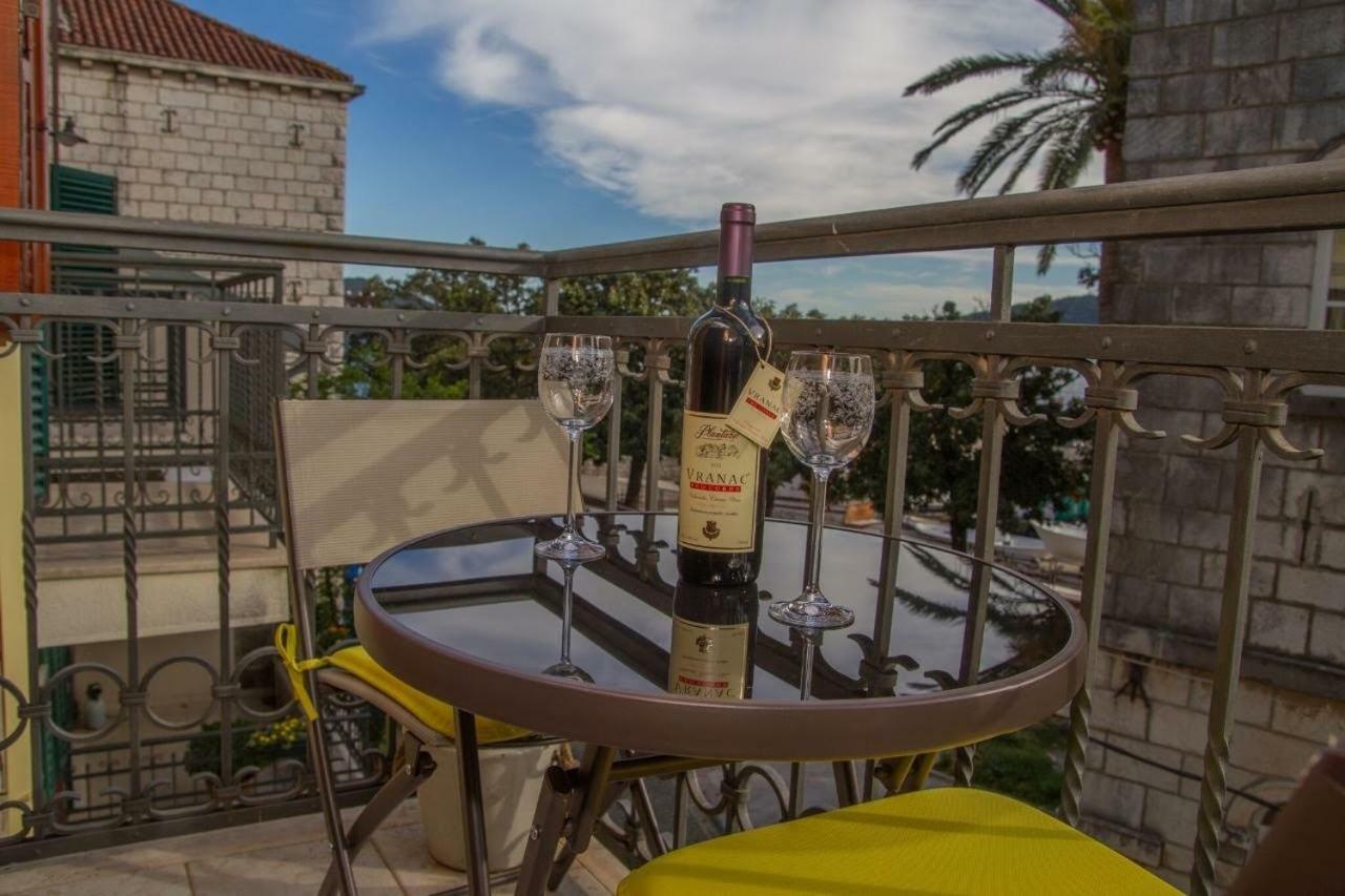 Apartmani Skver Sanja Herceg Novi Exterior foto