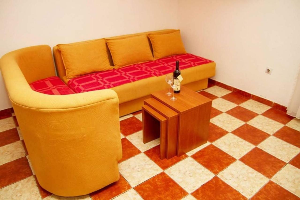 Apartmani Skver Sanja Herceg Novi Exterior foto